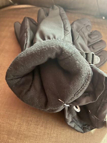 ถุงมือสกีกันหนาว สีดำ (มือ1) รูปที่ 3