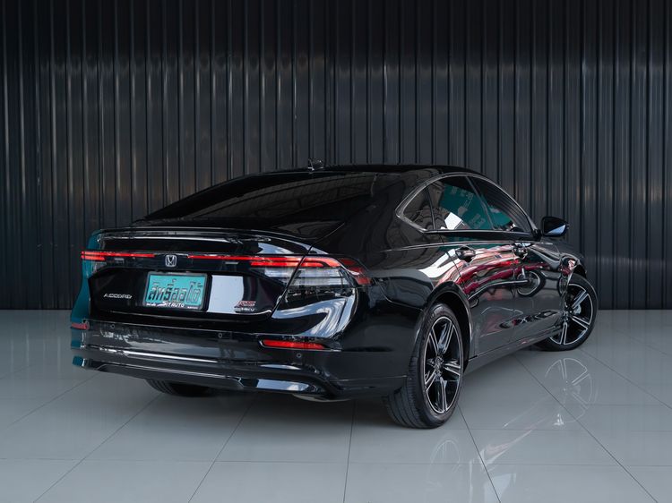 Honda Accord 2025 2.0 e:HEV RS Sedan ไฮบริด ไม่ติดแก๊ส เกียร์อัตโนมัติ ดำ รูปที่ 4