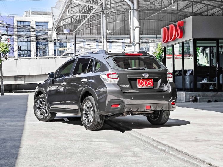 Subaru XV 2017 2.0 XV 4WD Sedan เบนซิน เกียร์อัตโนมัติ เทา รูปที่ 3