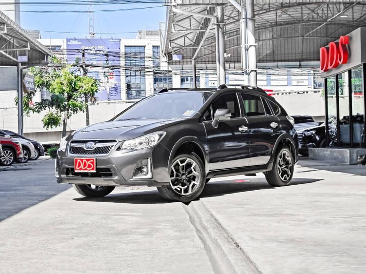 รถ Subaru XV 2.0 XV 4WD สี เทา