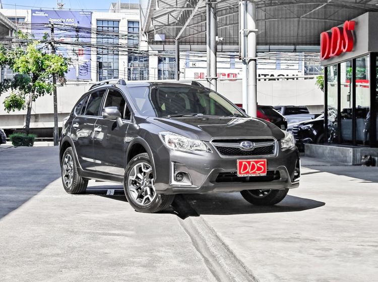 Subaru XV 2017 2.0 XV 4WD Sedan เบนซิน เกียร์อัตโนมัติ เทา รูปที่ 4