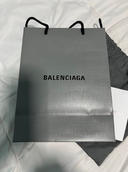 หมวก Balenciaga รูปที่ 9