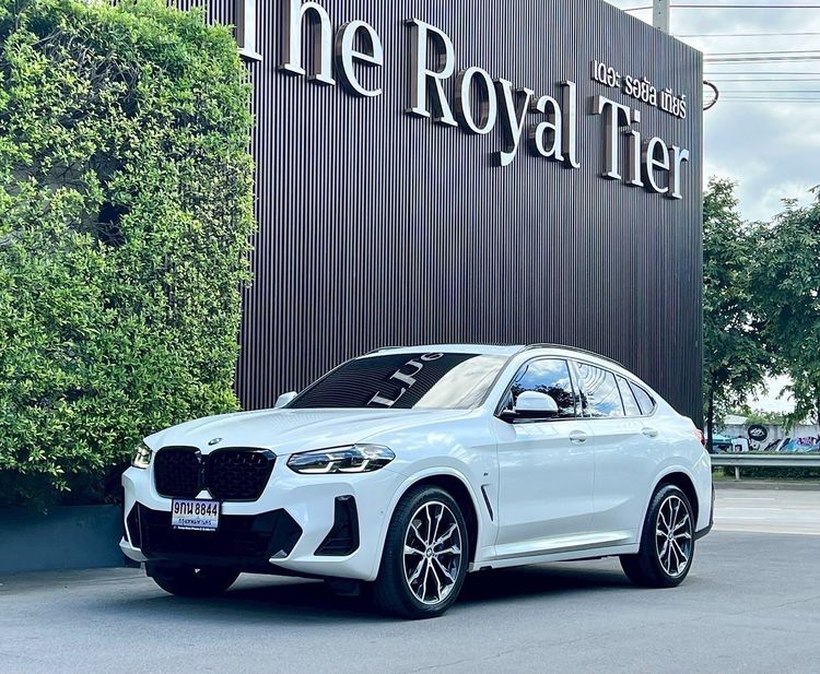 รถ BMW X4 2.0 xDrive20d M Sport 4WD สี ขาว