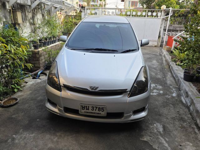 Toyota Wish 2004 2.0 Q Sport Touring II Van เบนซิน ไม่ติดแก๊ส เกียร์อัตโนมัติ บรอนซ์เงิน รูปที่ 2