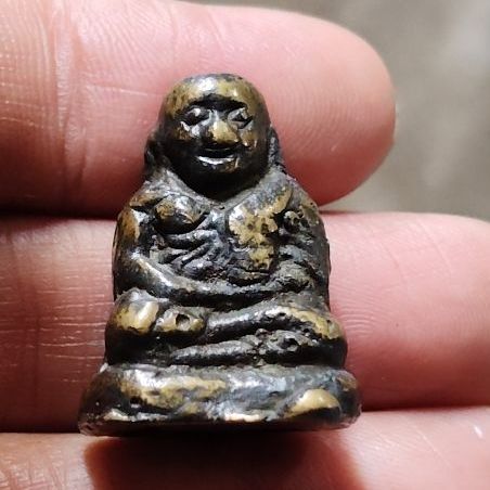 รูปหล่อหลวงพ่อเงิน