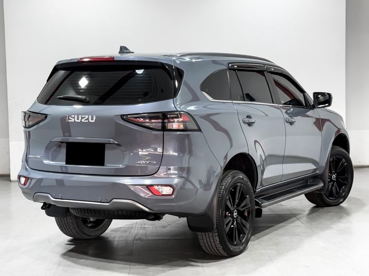 Isuzu MU-X 2023 3.0 Phantom Collection Ultimate Utility-car ดีเซล เกียร์อัตโนมัติ เทา รูปที่ 4