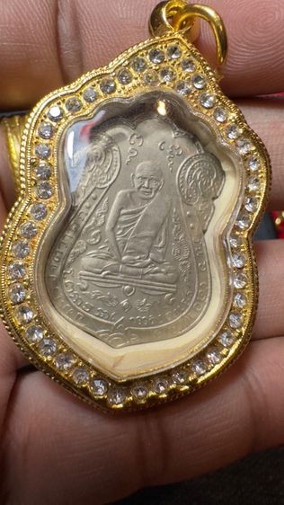 ปล่อยพระค่ะ