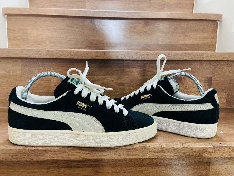 รองเท้า PUMA SUEDE แท้ 💯 เบอร์ 39 US 7 cm 25 คนเท้า 24.5-25.5 cm ใส่ได้ครับ สภาพดีมาก พื้นเต็ม ทรงสวย หายากน่าสะลมครับ รูปที่ 2
