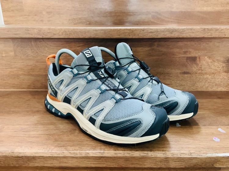 รองเท้า SALOMON แท้ 💯 เบอร์ 39ครึ่ง cm 25 คนเท้า 24.5-25.5 cm ใส่ได้ครับ สภาพดีมาก พื้นเต็ม ทรงสวย หายากน่าสะลมครับ รูปที่ 3