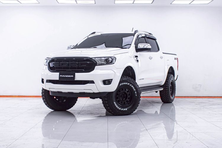 รถ Ford Ranger 2.0 Limited 4WD สี ขาว
