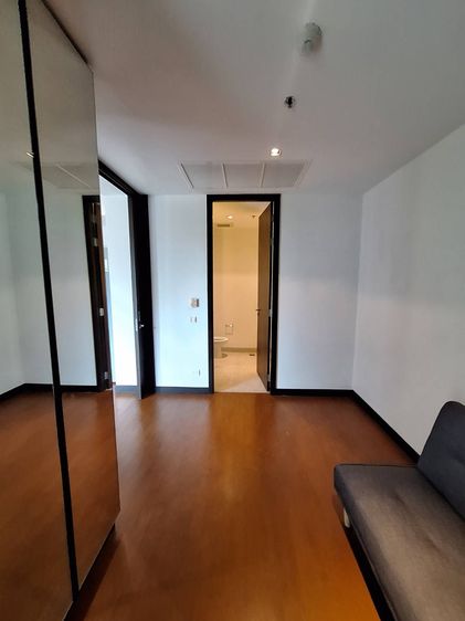 มีบางส่วน 🏢 คอนโด ปล่อยเช่า และ ขาย The Lofts Yennakart 2 ห้องนอน 2 ห้องน้ำ รูปที่ 4