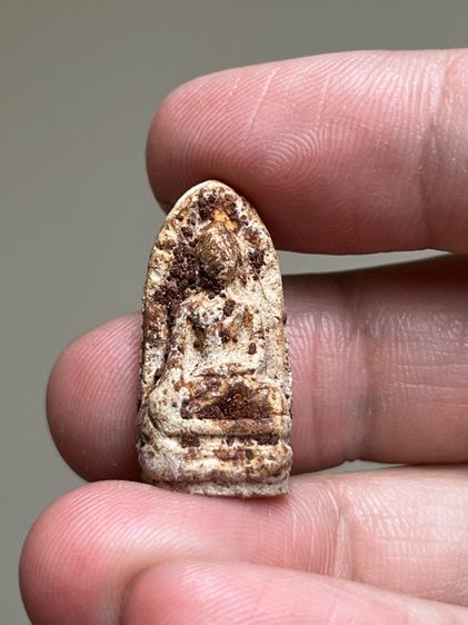 พระรอด รูปที่ 2