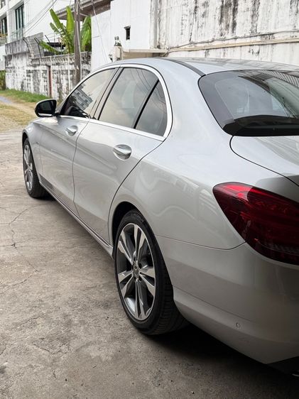 Mercedes-Benz C-Class 2018 C350 Sedan ปลั๊กอินไฮบริด (PHEV) ไม่ติดแก๊ส เกียร์อัตโนมัติ บรอนซ์เงิน รูปที่ 4