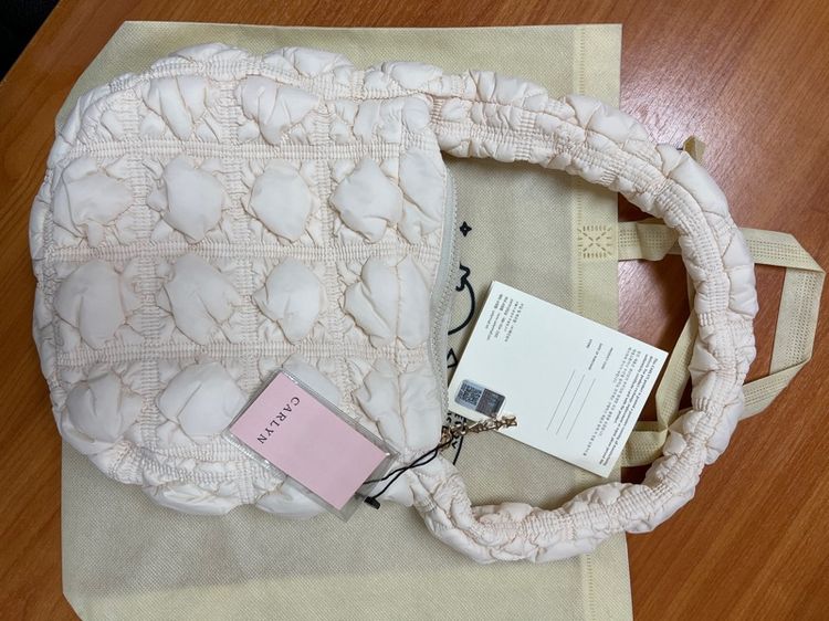 Carlyn Soft M bag ของแท้