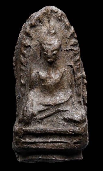 พระเบญจภาคีเนื้อดิน