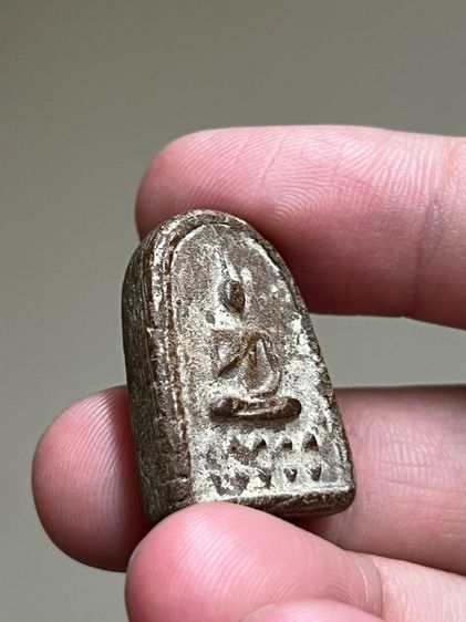 พระเนื้อดิน หลังยันต์ รูปที่ 6