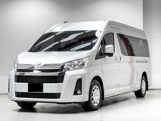 Toyota Commuter 2.8 ปี 2019 จด 2020 KC1179X