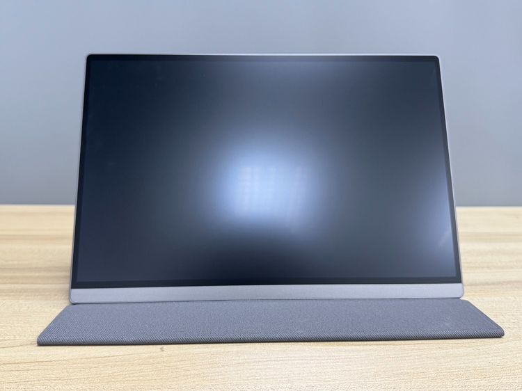 หน้าจอมอนิเตอร์แบบพกพา รุ่น U13ZT Touchscreen สินค้ามีตำหนิ Dead pixel 1  จุด รูปที่ 3