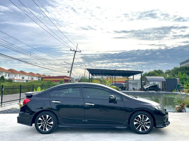 Honda Civic 2015 1.8 ES i-VTEC Sedan เบนซิน ไม่ติดแก๊ส เกียร์อัตโนมัติ ดำ รูปที่ 4