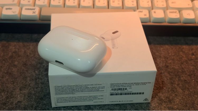 AirPods