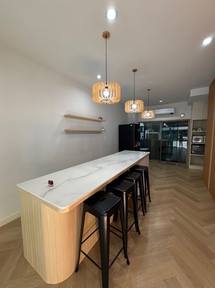 บ้านกลางเมืองพระราม9 กรุงเทพกรีฑา ทาวน์โฮม 3ชั้น