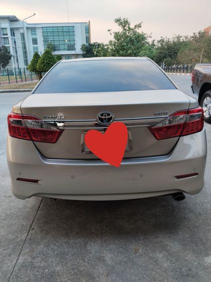 รถ Toyota Camry 2.0 G สี บรอนซ์ทอง