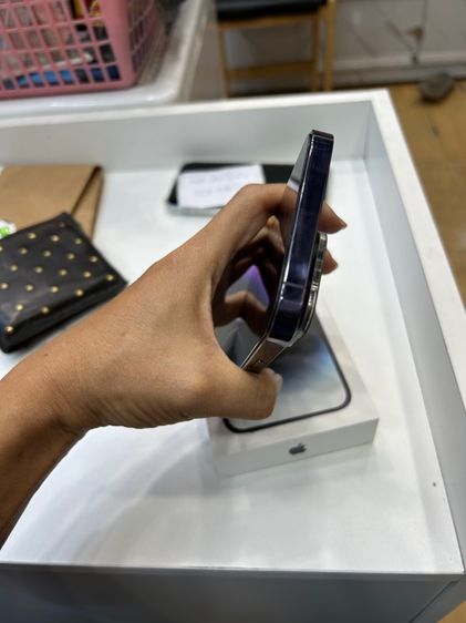ขายiPhone 14 pro max 256g battery 81  มกล่อง สายเครื่อง สวยไม่มีรอย และเลนส์กล้อง แล้ว ไม่มีตำหนิ กล้องไม่รา ใช้งานปกติ ราคา 19500 บาท  รูปที่ 2