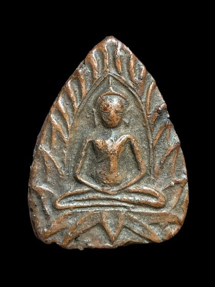 พระปทุมมาศ เนื้อดิน