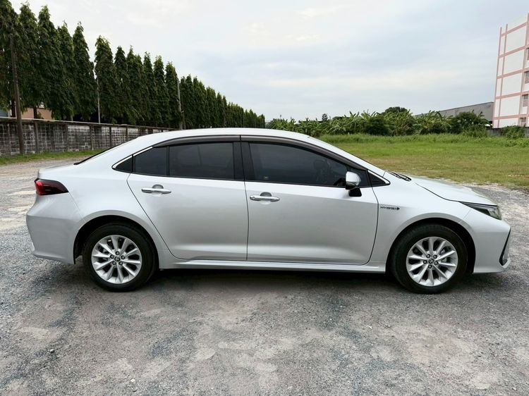 Toyota Altis 2020 1.8 Hybrid Entry Sedan เบนซิน ไม่ติดแก๊ส เกียร์อัตโนมัติ เทา รูปที่ 4