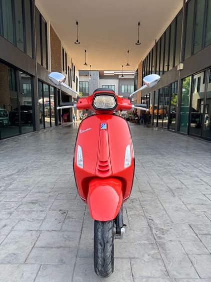 2022 vespa sprint