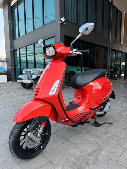 vespa sprint รูปที่ 2