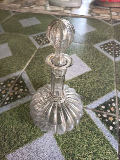 ขวดแก้วโบราณ