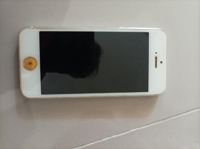 ซาก Iphone 4s เปิดไม่ติด รูปที่ 2