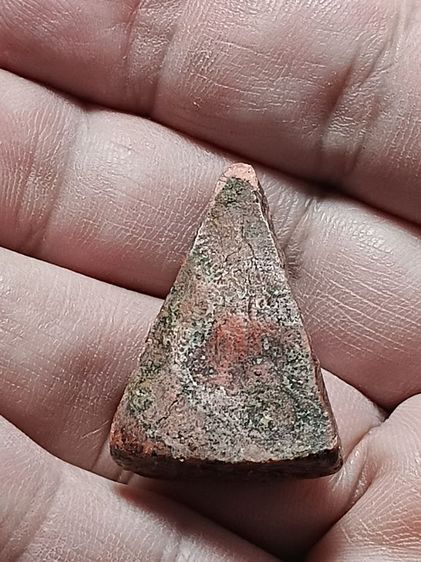 พระนางพญา กรุเก่าวัดนางพญา จ.พิษณุโลก สภาพสวยเก่า พระเเกะออกมาจากเลี่ยมพลาสติกเก่า สภาพเขอะเก่า ไม่ผ่านการเช็ดล้าง  รูปที่ 8