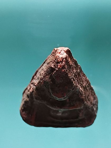 พระนางพญา กรุเก่าวัดนางพญา จ.พิษณุโลก สภาพสวยเก่า พระเเกะออกมาจากเลี่ยมพลาสติกเก่า สภาพเขอะเก่า ไม่ผ่านการเช็ดล้าง  รูปที่ 5