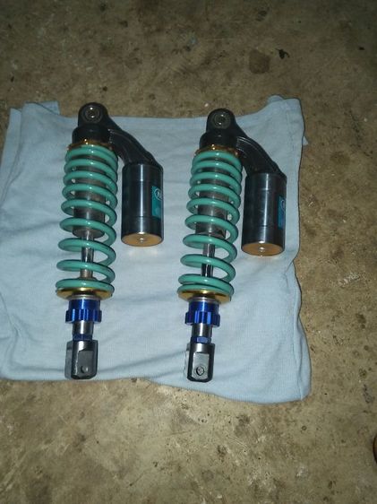 โช๊คหลัง x-max