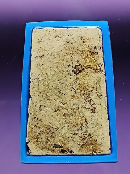 พระสมเด็จวัดระฆ้ง พิมพ์ทรงเจดีย์ รุ่นแรก สภาพสวยเก่า เเกะออกมาจากเลี่ยมทองเก่า เจ้าของเเกะทองไปขาย เหลือเเต่องค์พระ ได้เเบ่งปันมาครับ  รูปที่ 2