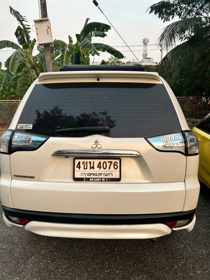 Mitsubishi Pajero Sport 2012 2.4 GLS Utility-car เบนซิน LPG เกียร์ธรรมดา ขาว รูปที่ 4