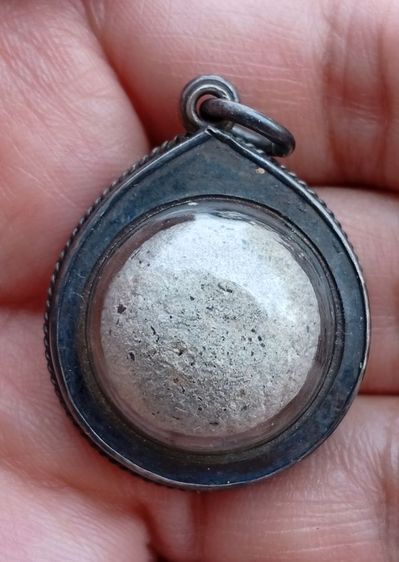 ลูกอมหลวงพ่อพริ้ง วัดบางปะกอก ลูกอม ๑ ในเบญจภาคีลูกอมเมืองไทย ขนาด 1.5 ซม. รูปที่ 7