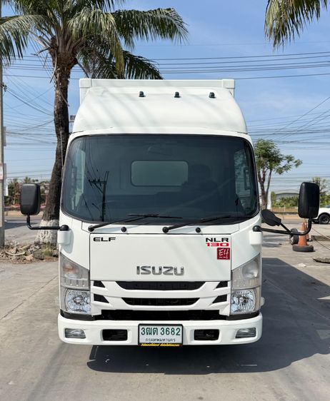 รถ ISUZU NLR 130 แรง ปี 2565  รถห้างแท้  (4 ล้อไม่ติดเวลา) รุ่นใหม่ ไมล์น้อย  ตู้แห้ง  ยาว 3.20 ม.   รูปที่ 3