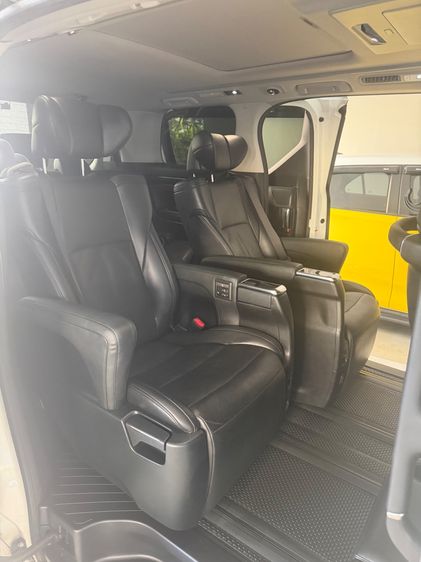 Toyota Alphard 2019 2.5 HV SR C-Package 4WD Van ไฮบริด ไม่ติดแก๊ส เกียร์อัตโนมัติ ขาว รูปที่ 4