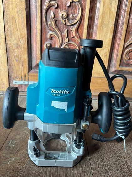 เครื่องเซาะร่อง Makita M3600B
