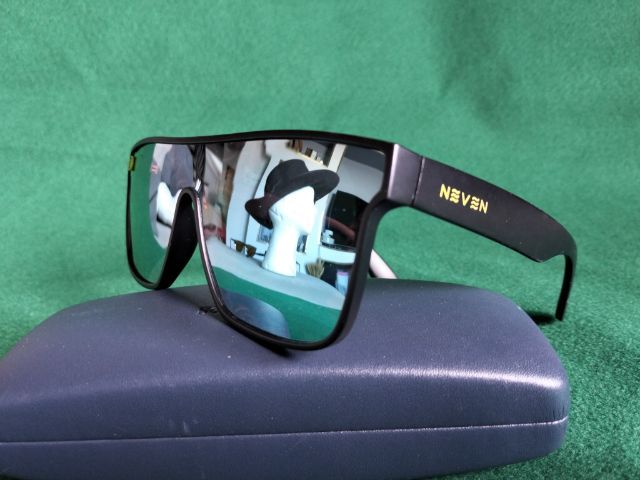 อื่นๆ ขอขายแว่นตากันแดดสปอร์ต Unisex แบรนด์ CJ .  never odd or even รุ่น Legend แท้ ผลิตและขึ้นชื่อในออสเตรเลีย.กระจก polarized และ กันแดด UV 100