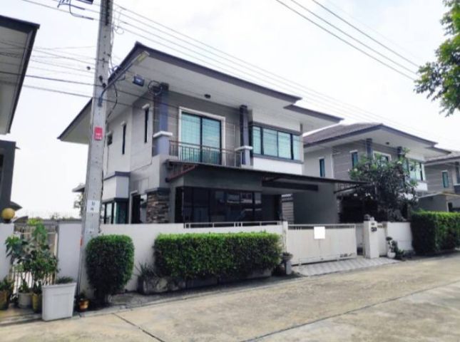 อื่นๆ ตกแต่งครบ 2014 ไม่ใช่ เดอะฮัมบูร์ก (รามอินทรา-หทัยราษฎร์) บ้านพร้อมอยู่สภาพดี รูปที่ 3