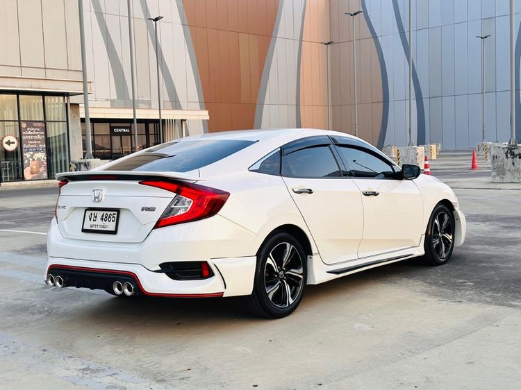 Honda Civic 2017 1.5 Turbo RS Sedan เบนซิน ไม่ติดแก๊ส เกียร์อัตโนมัติ ขาว รูปที่ 4
