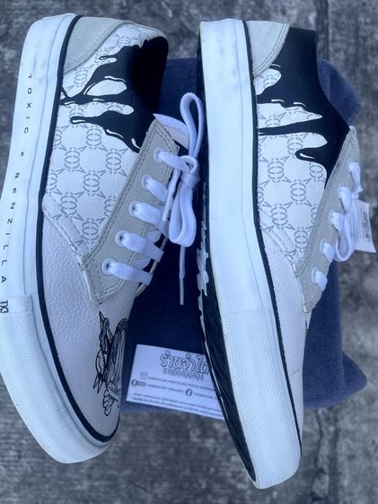 รองเท้าผ้าใบหนังแท้ Toxic Size 42 ใหม่กริ๊บ รูปที่ 3