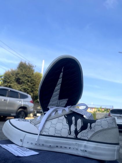 รองเท้าผ้าใบหนังแท้ Toxic Size 42 ใหม่กริ๊บ รูปที่ 15