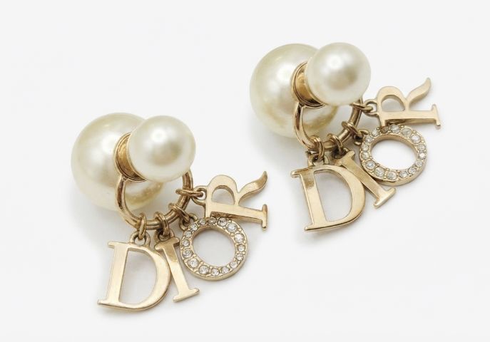 ต่างหู Dior Tribales มือสอง