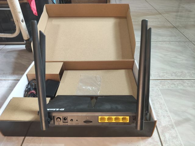 เราเตอร์ D-Link 4G LTE รุ่นDWR-M920ใส่ซิมกระจายอินเทอร์เน็ตได้สัญญานเเรงชัดN300 ความเร็ว150เมก สภาพใหม่ใช้งานน้อยมาก รูปที่ 4