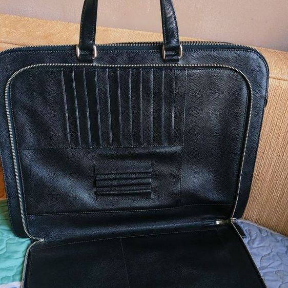 Prada Saffiano Travel Briefcase VR0023 สีดำ ซื้อตรงจากอิตาลี Full set like new
 รูปที่ 10